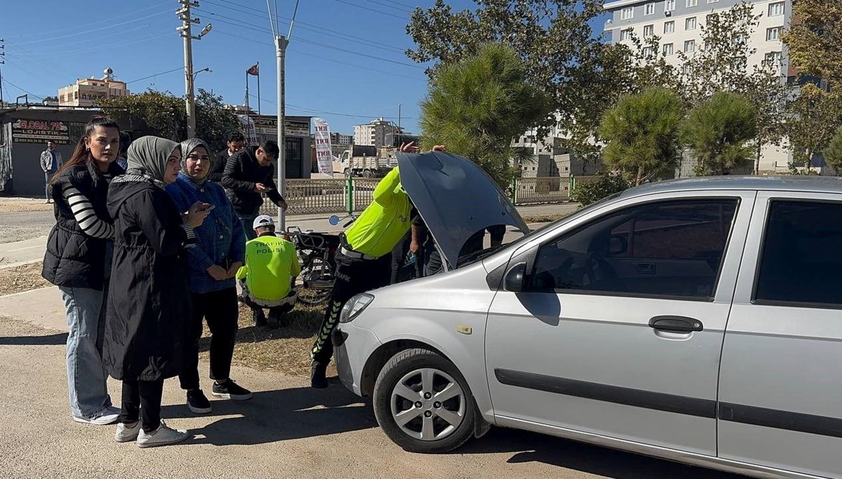 Kilis'te motosiklet ile otomobil çarpıştı: 2 yaralı Kilis'te motosiklet ile otomobil çarpıştı: 2 yaralı
