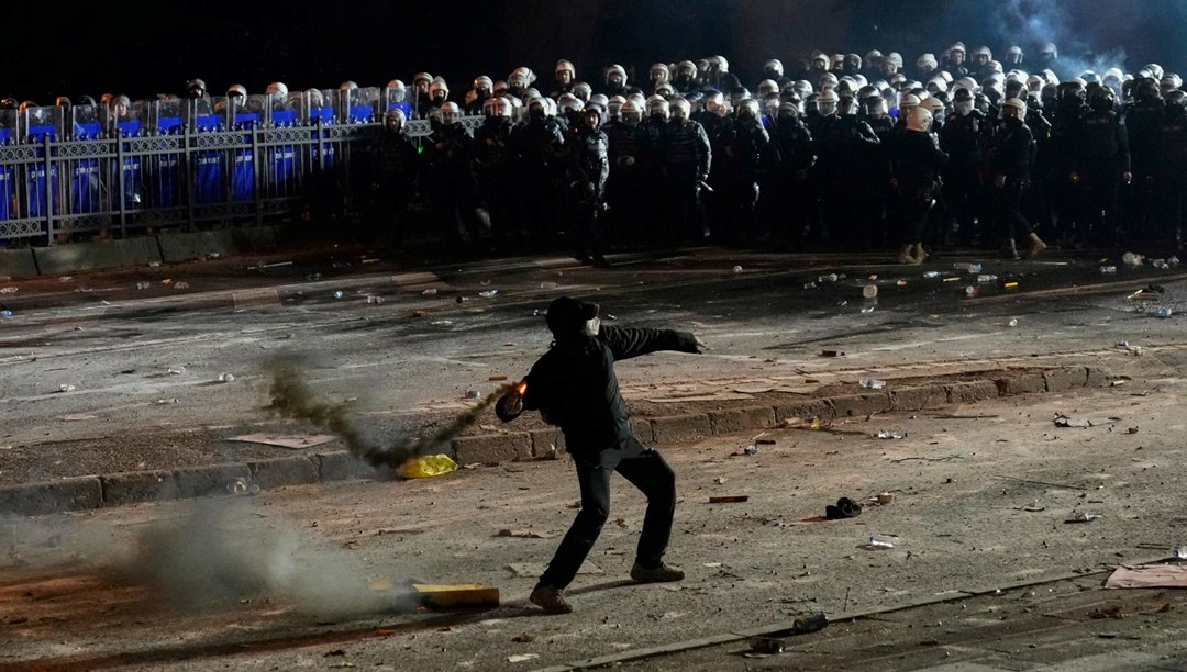 Vali Gül'den vatandaşlara izinsiz gösterilere katılmama çağrısı