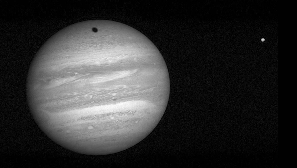 Juno, Jüpiter'in uydusu Ganymede'i görüntüledi: 20 yıl sonra ilk fotoğraf