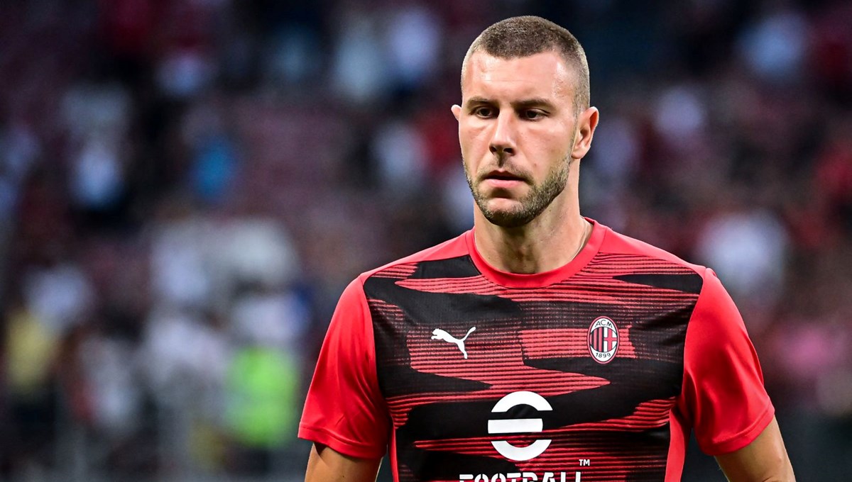 Strahinja Pavlovic kimdir? Fenerbahçe transfer gündemindeki Strahinja Pavlovic kaç yaşında, nereli?