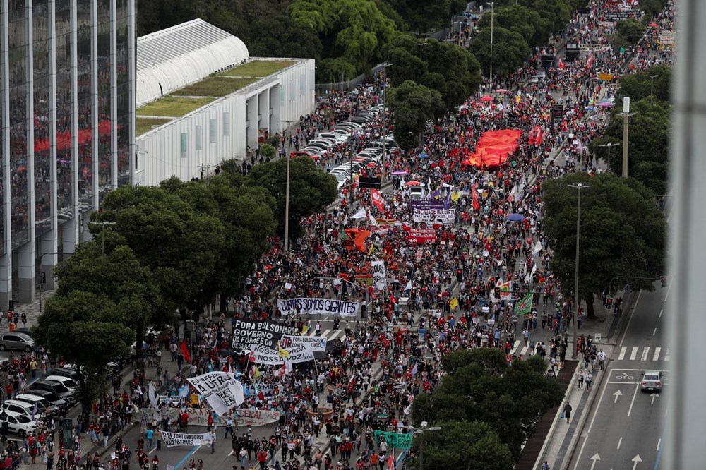 Brezilya'da Bolsonaro karşıtı gösteri - 3