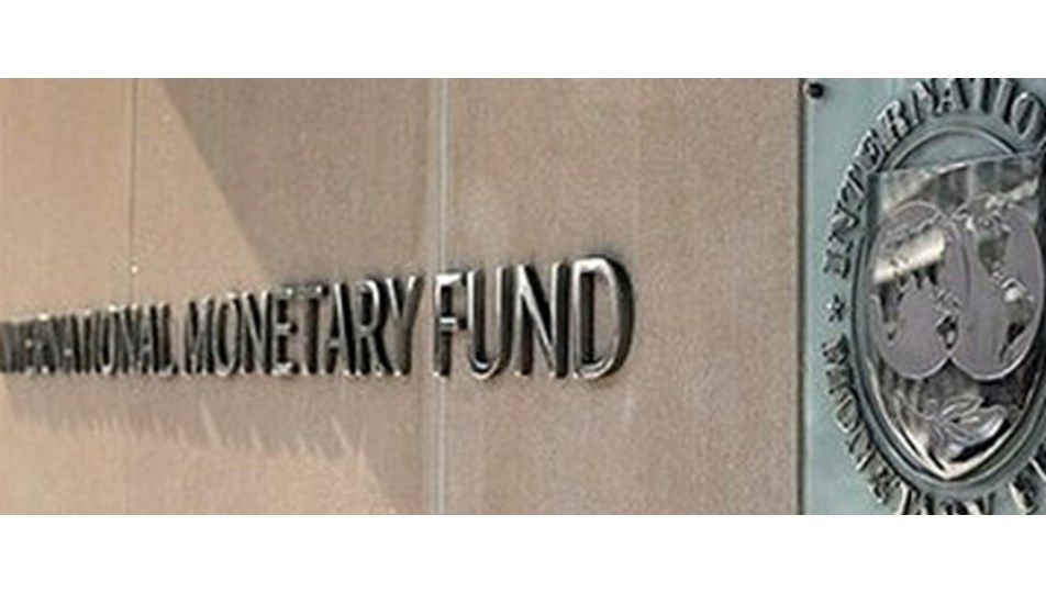 IMF'den Rusya'ya: Faizi artır, harcamayı kıs