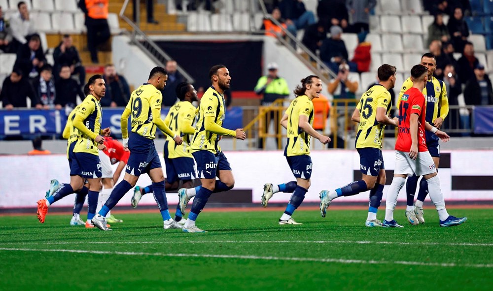 Cenk Tosun, Kariyerine Güneşin Doğduğu Yerde Devam Edecek: Fenerbahçe ve Uzak Doğu Sürprizi 73 9SzhapWEhEGzhT0DzQhofw