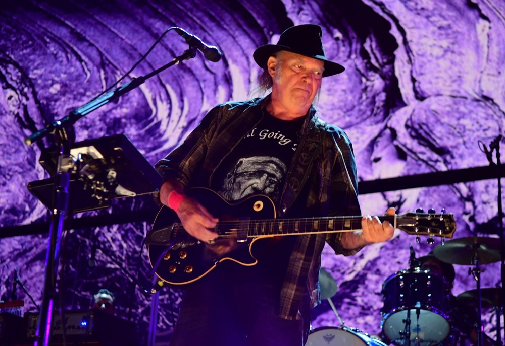 Neil Young şarkılarını seçim kampanyasında izinsiz kullanan Donald Trump'a dava açtı - 5