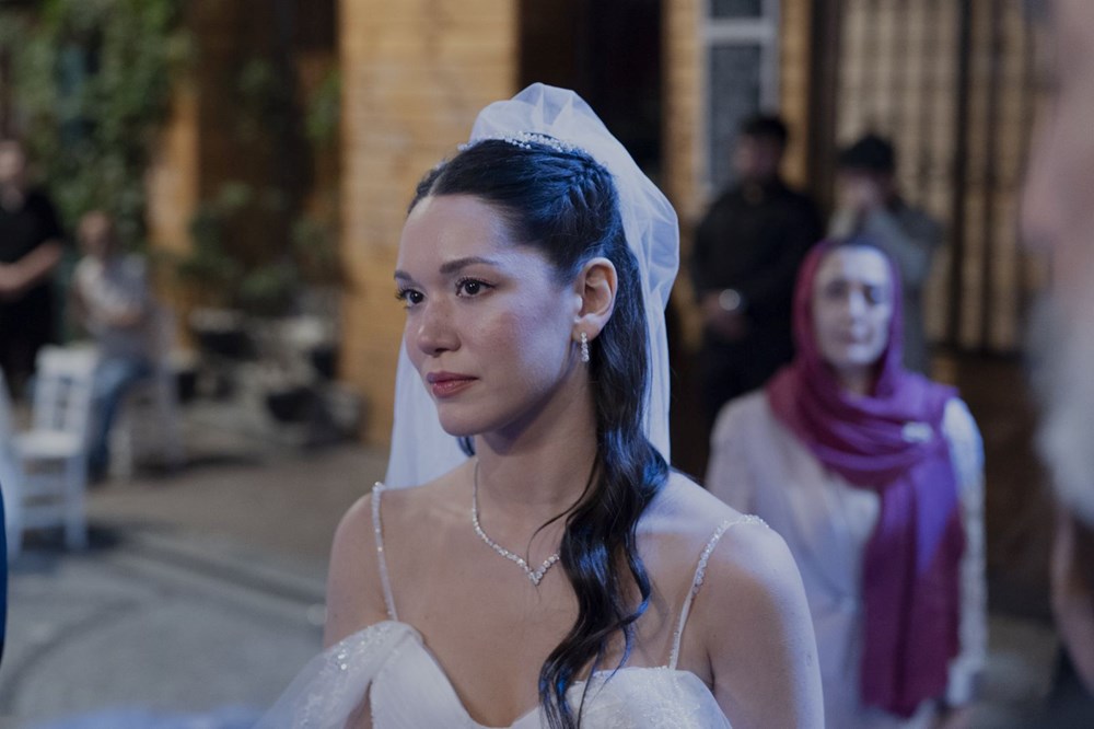 Sahipsizler ikinci sezona geri sayım: Setten ilk kare geldi - 5