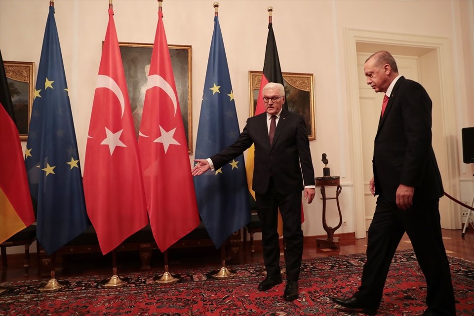 Erdoğan: Teröristler Almanya'da elini kolunu sallayarak dolaşıyor - 4