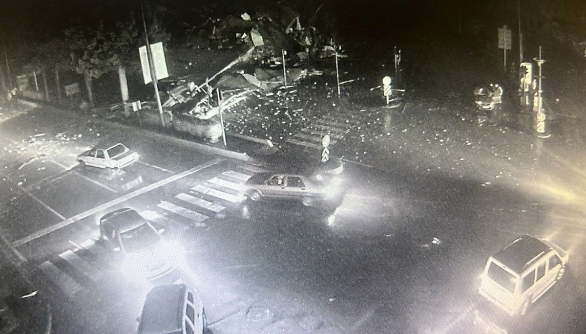 Kahramanmaraş depreminden yeni görüntü: Depreme trafikte yakalandı