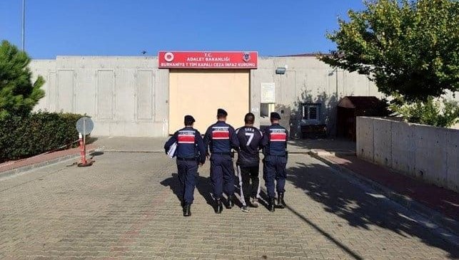 34 yıl kesinleşmiş cezası olan firari hükümlü yakalandı