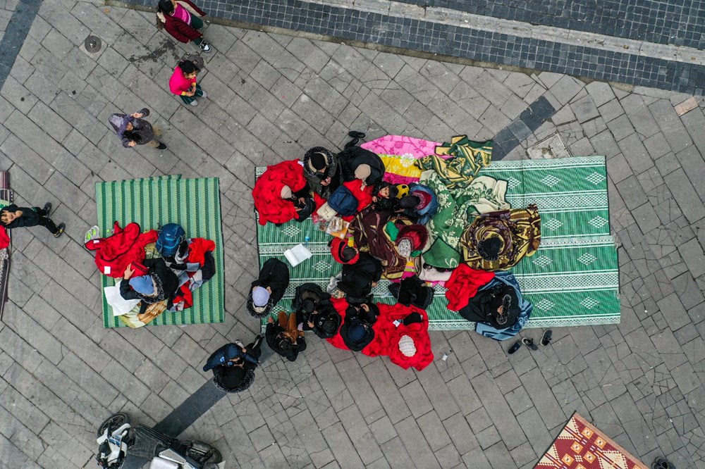 Düzce'de 5,9'luk deprem: Vatandaşlar sokakta - 6