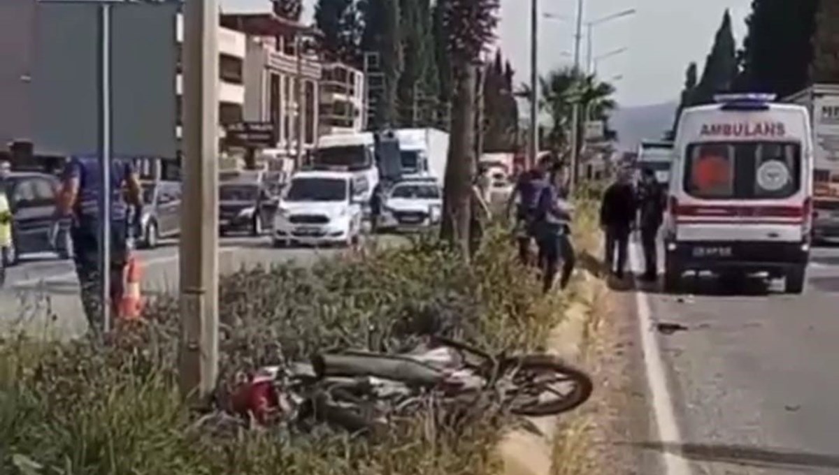 İzmir'de aracın çarptığı motosikletteki çift hayatını kaybetti