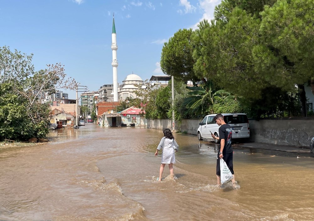 İzmir Su borusu Patlaması