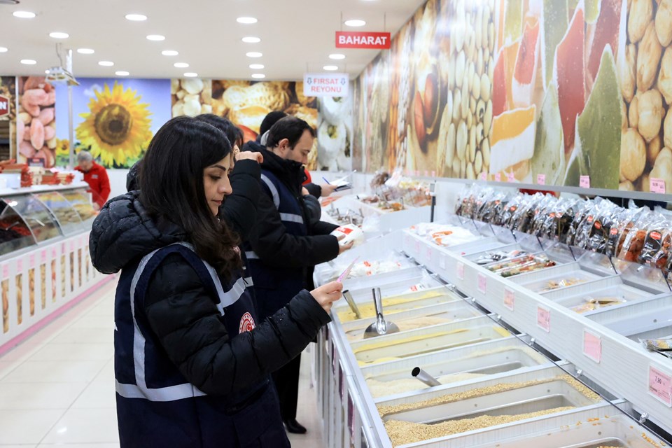 Yılbaşı öncesi fiyat ve etiket denetimi yapıldı - 1