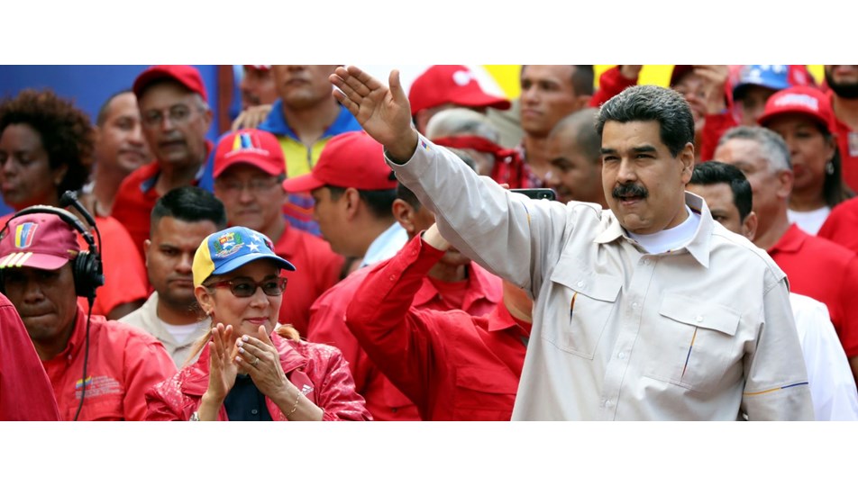Maduro 'diyalog' çağrısını yineledi