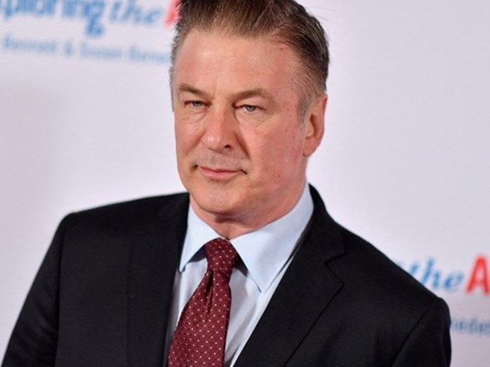 Alec Baldwin arama emrine rağmen telefonunu niye teslim etmediğini açıkladı - 3