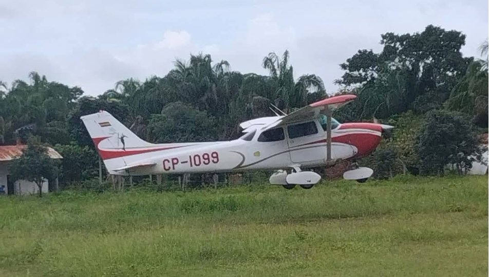Amazon’da bataklığa düşen uçağın yolcuları, 36 saat kurtarılmayı bekledi