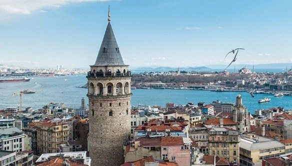 Beyoğlu'nda feci ölüm: Galata Kulesi'nden düşen genç hayatını kaybetti