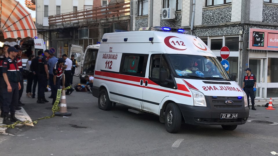 Edirne’de katliam gibi kaza: 10 kişi hayatını kaybetti - 1