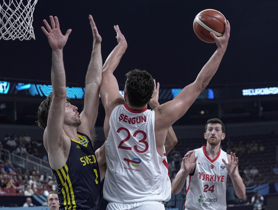 12 Dev Adam, çeyrek finalde! - 1