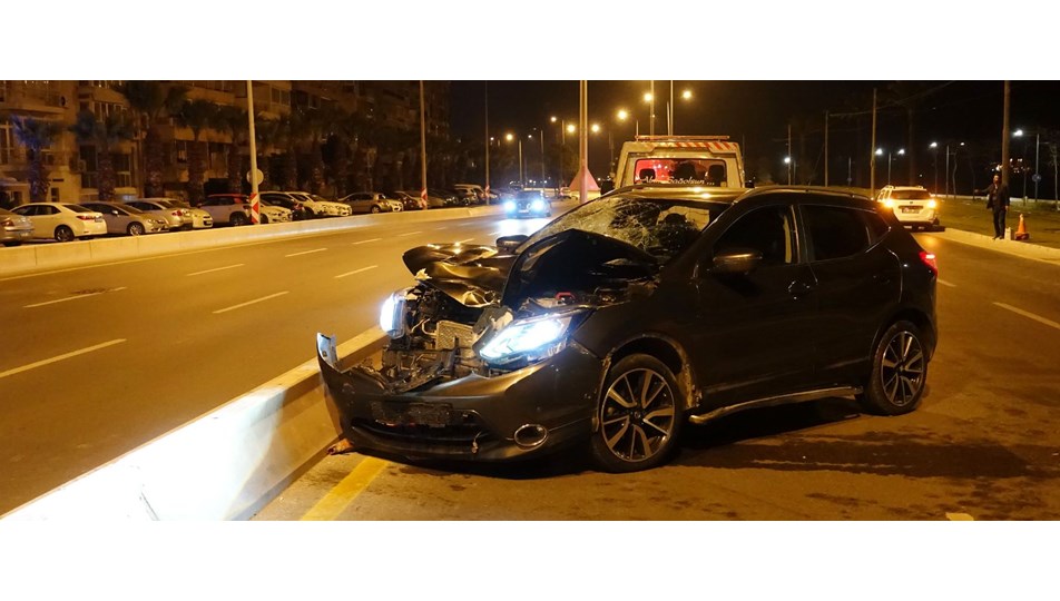İzmir'de trafik kazaları: 1 ölü, 1 yaralı