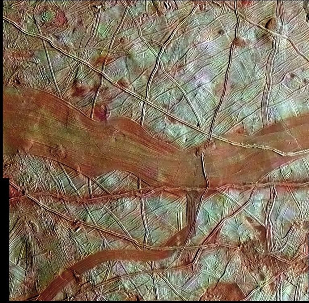 NASA'dan yeni araştırma: Jüpiter’in uydusu Europa'da yaşam olabilir - 5