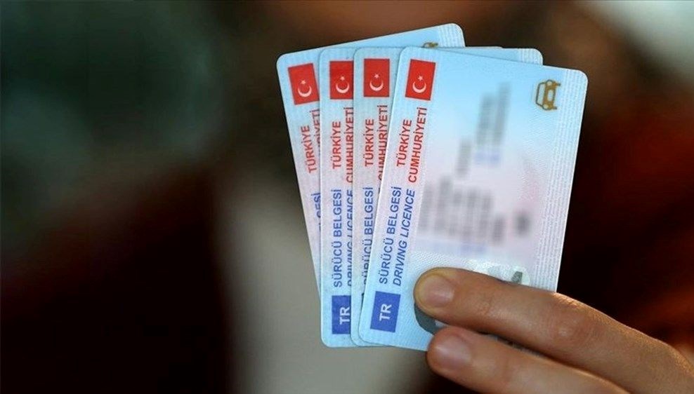 Eski tip ehliyetler için son tarih yaklaşıyor: 1 Kasım'da geçerliliğini yitirecek!