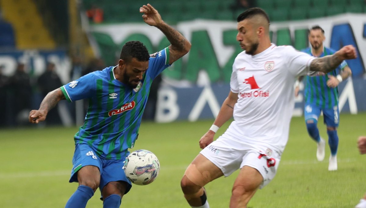 Süper Lig'e yükselen ikinci takım Çaykur Rizespor oldu Süper Lig'e yükselen ikinci takım Çaykur Rizespor oldu