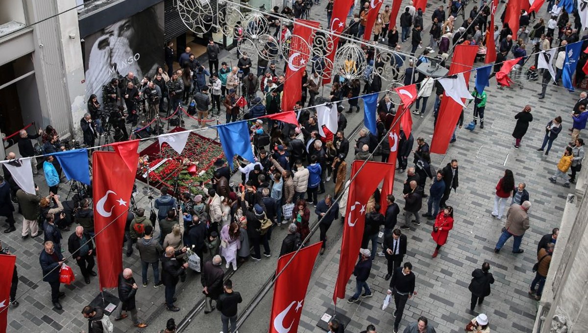 İstiklal Caddesi'nde anma