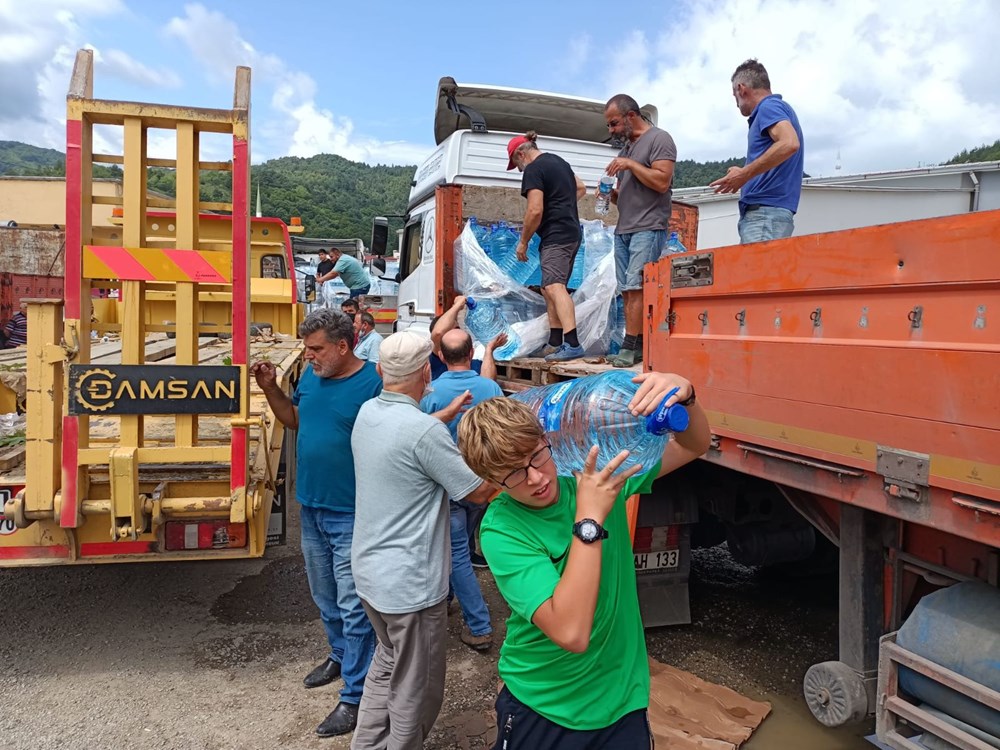 Batı Karadeniz'de sel felaketi: 3 ilde 66 can kaybı - 41