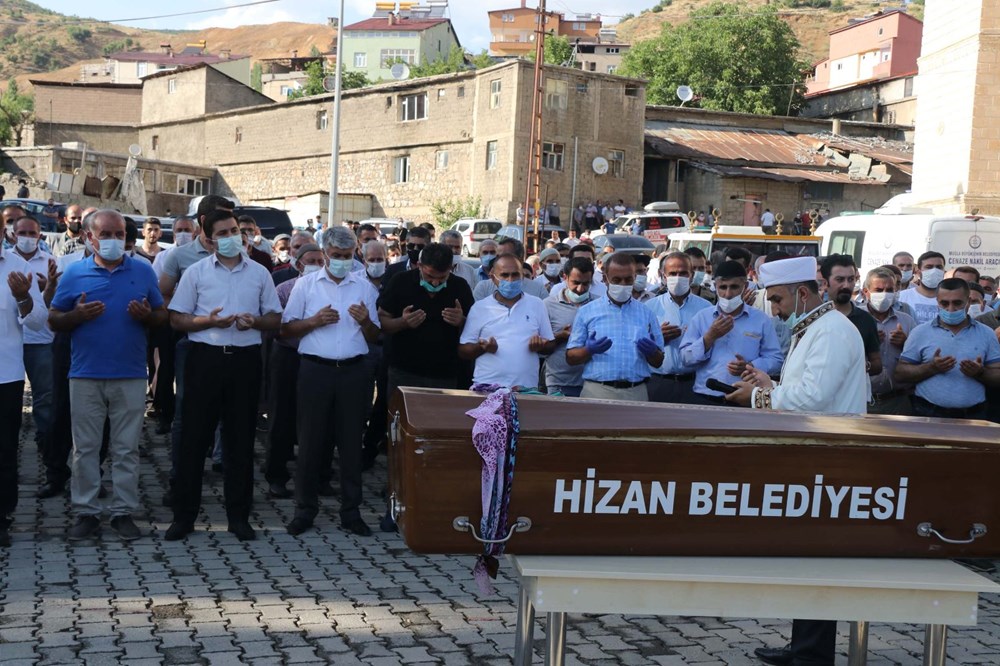 Hüzünlü veda: Pınar Gültekin son yolculuğuna uğurlandı - 4