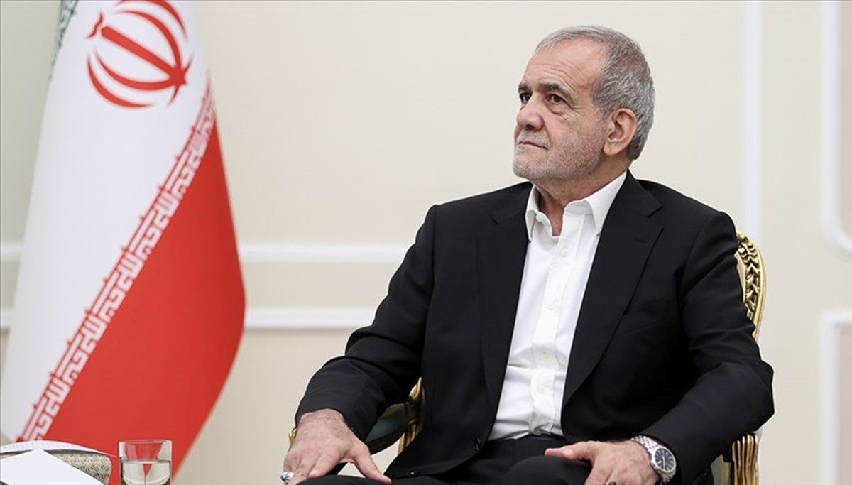 İran Cumhurbaşkanı Pezeşkiyan: ABD, doları bir silah olarak kullanıyor İran Cumhurbaşkanı Pezeşkiyan: ABD, doları bir silah olarak kullanıyor