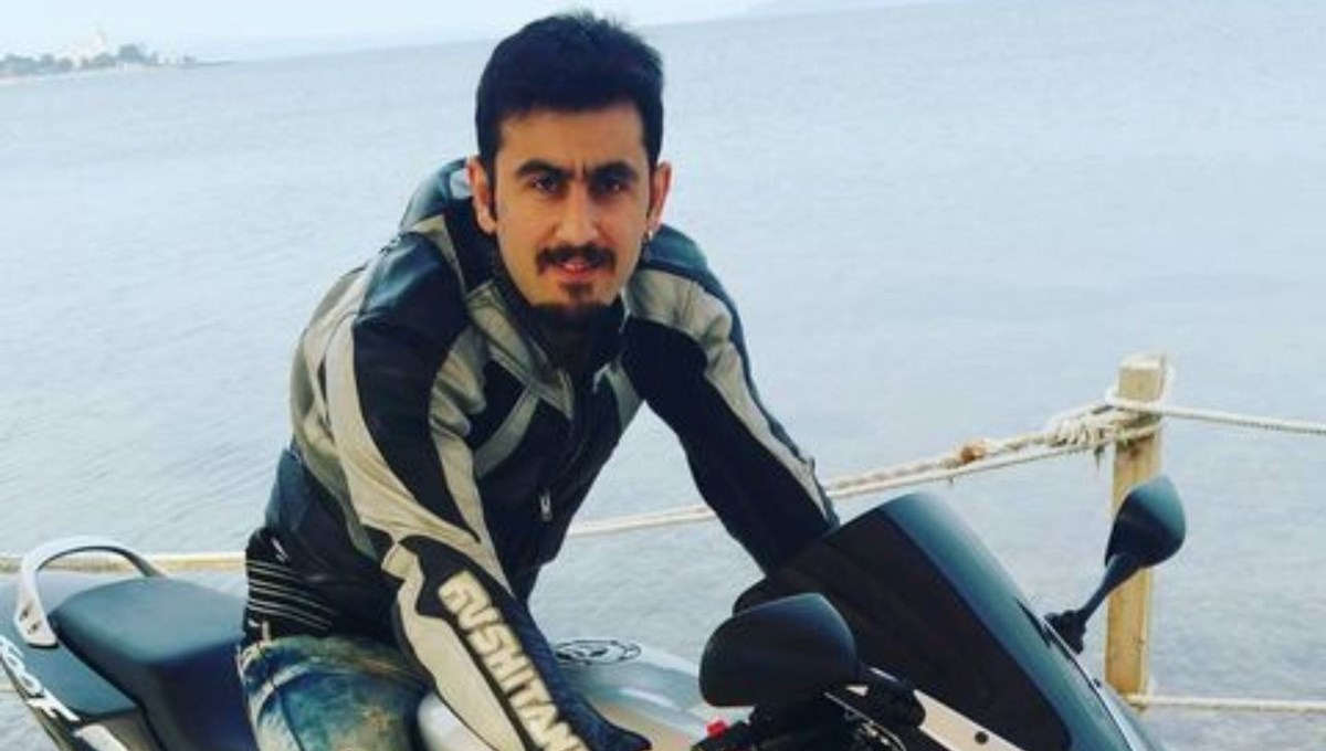 Hakkari'de görevli polis memuru kazada hayatını kaybetti Hakkari'de görevli polis memuru kazada hayatını kaybetti