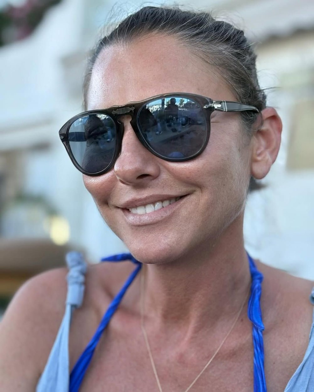 Ece Uslu'dan talihsiz kaza sonrası ilk kare: Çivi gibi yere çakıldım - 3