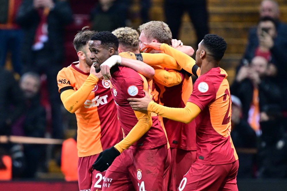 Galatasaray-Ümraniyespor maçı ne zaman, saat kaçta ve hangi kanalda canlı yayınlanacak? Kupada Galatasaray'ın muhtemel 11'i belli oldu - 1