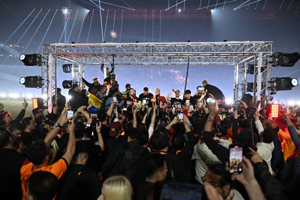 Galatasaray'da büyük şölen: Görkemli kutlama Yenikapı'da 75 9nJ3U0odb0eFgIQOd1tlmw
