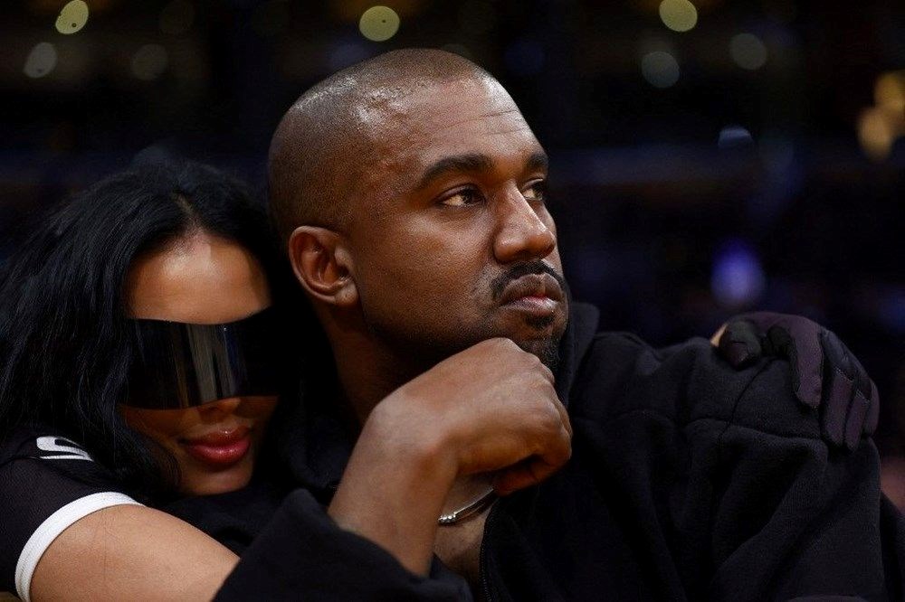 Kanye West'in giydiği "White Lives Matter" (Beyazların Hayatı Önemlidir) yazılı tişört tepki çekti - 1