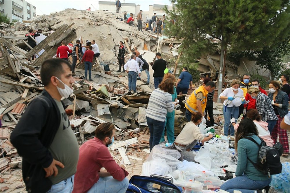 İzmir, son 111 yılda 6 ve üzeri büyüklüğünde 8 deprem yaşadı - 8