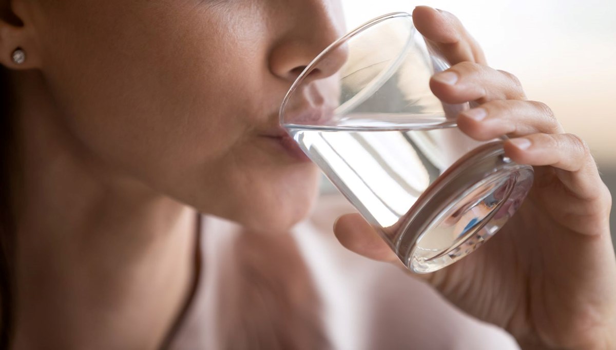 4 litre su içti, kâbusu yaşadı: Ölümden döndü, nöbet geçirip bilincini kaybetti 4 litre su içti, kâbusu yaşadı: Ölümden döndü, nöbet geçirip bilincini kaybetti