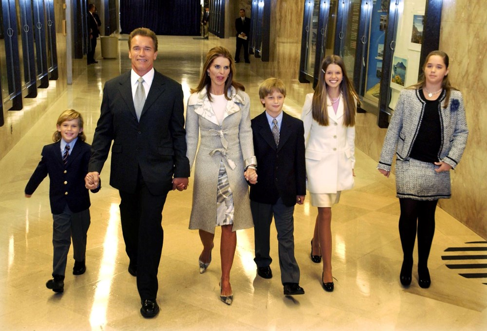 Skandal ayrılıktan 10 yıl sonra Arnold Schwarzenegger ve Maria
Shriver resmen boşandı - 2