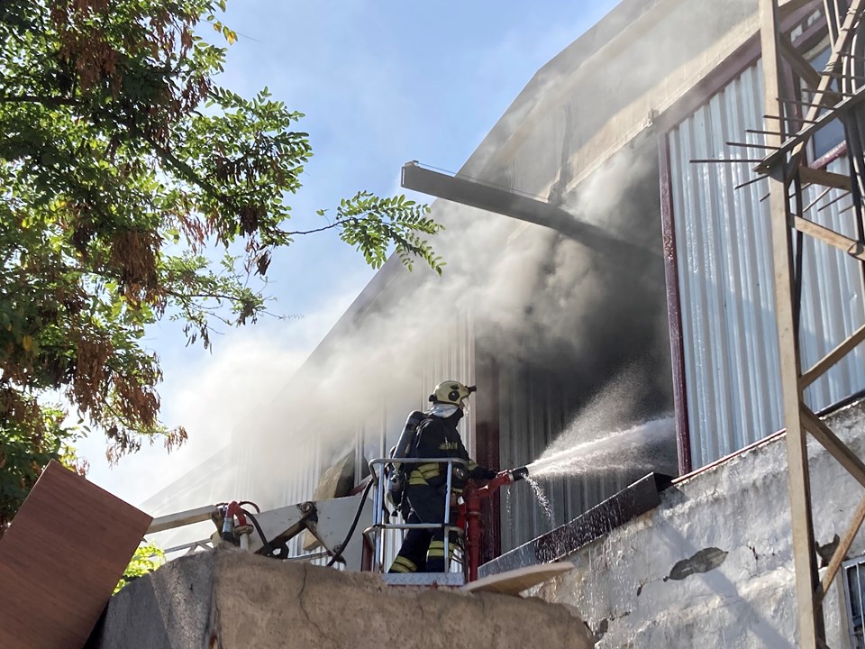 Gaziantep'te fabrika yangını - 1