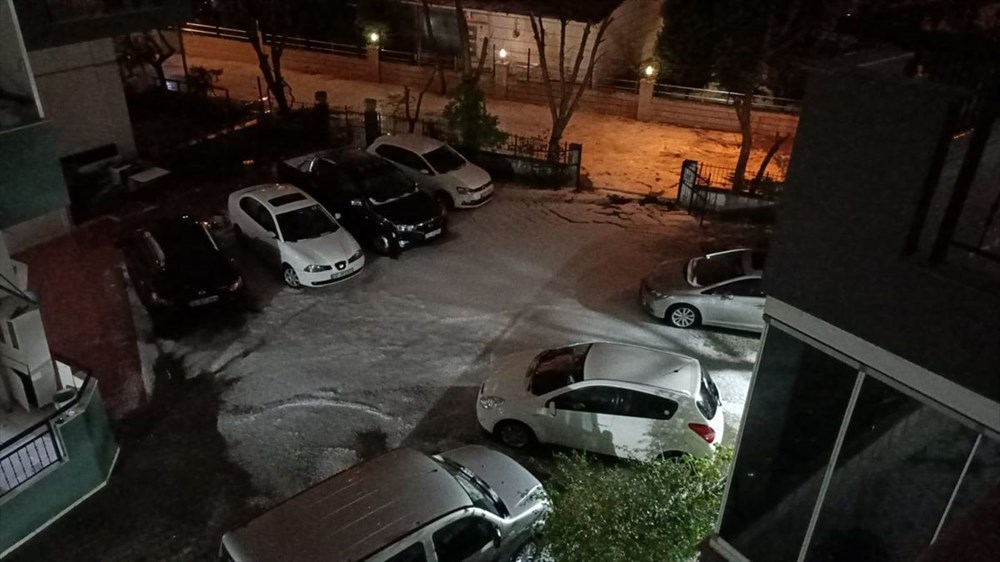 İzmir'de dolu etkili oldu - 9