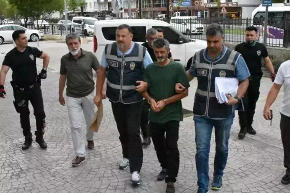 Eski eşini keser sapıyla katleden sanığa iyi hal indirimli müebbet hapis - 1