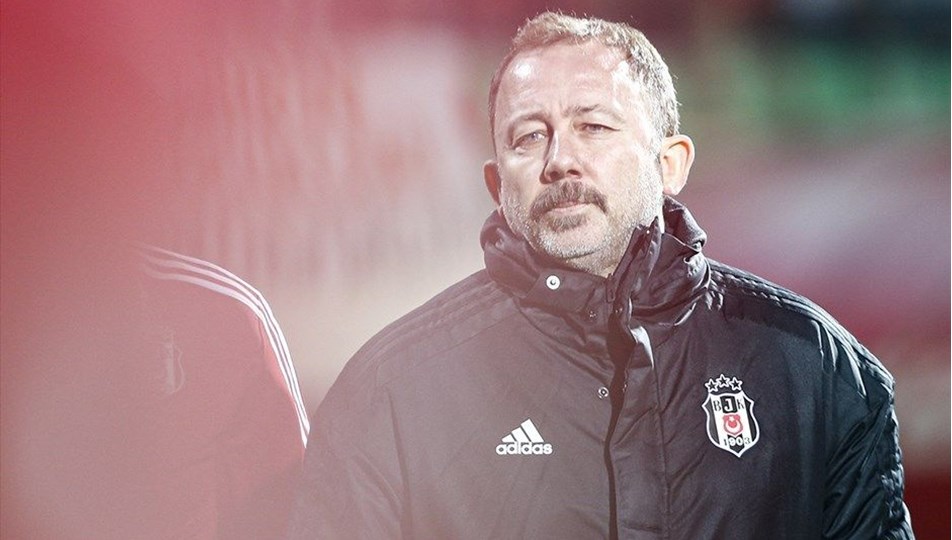 Rıdvan Dilmen: Sergen Yalçın, Beşiktaş'tan ayrılıyor