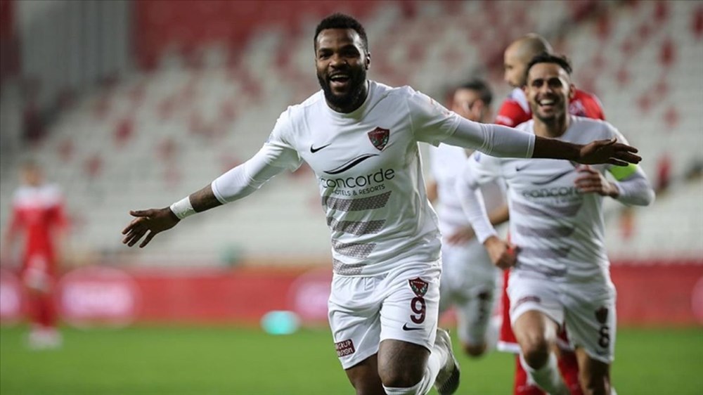 Aaron Boupendza kimdir, öldü mü? Hatayspor'un eski golcüsü Aaron Boupendza neden ve nasıl öldü? 72 9u00KQ9Ovkyf3rUjXpPYkg