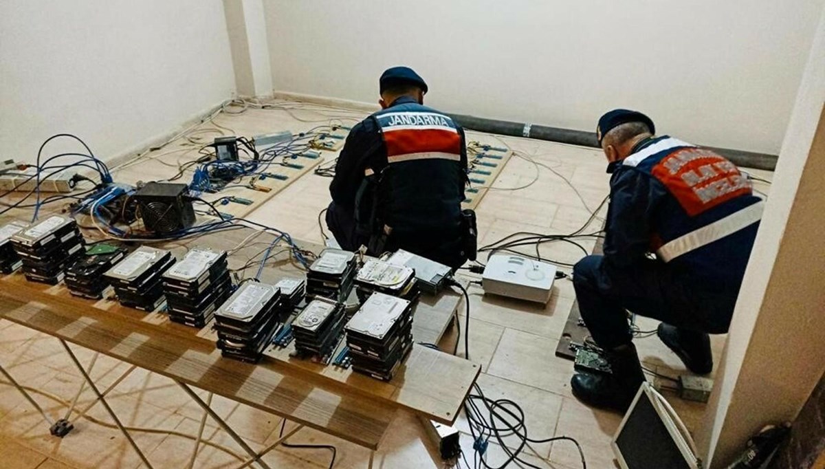 6 milyon liralık kaçak cihazla kripto para üretimi 6 milyon liralık kaçak cihazla kripto para üretimi