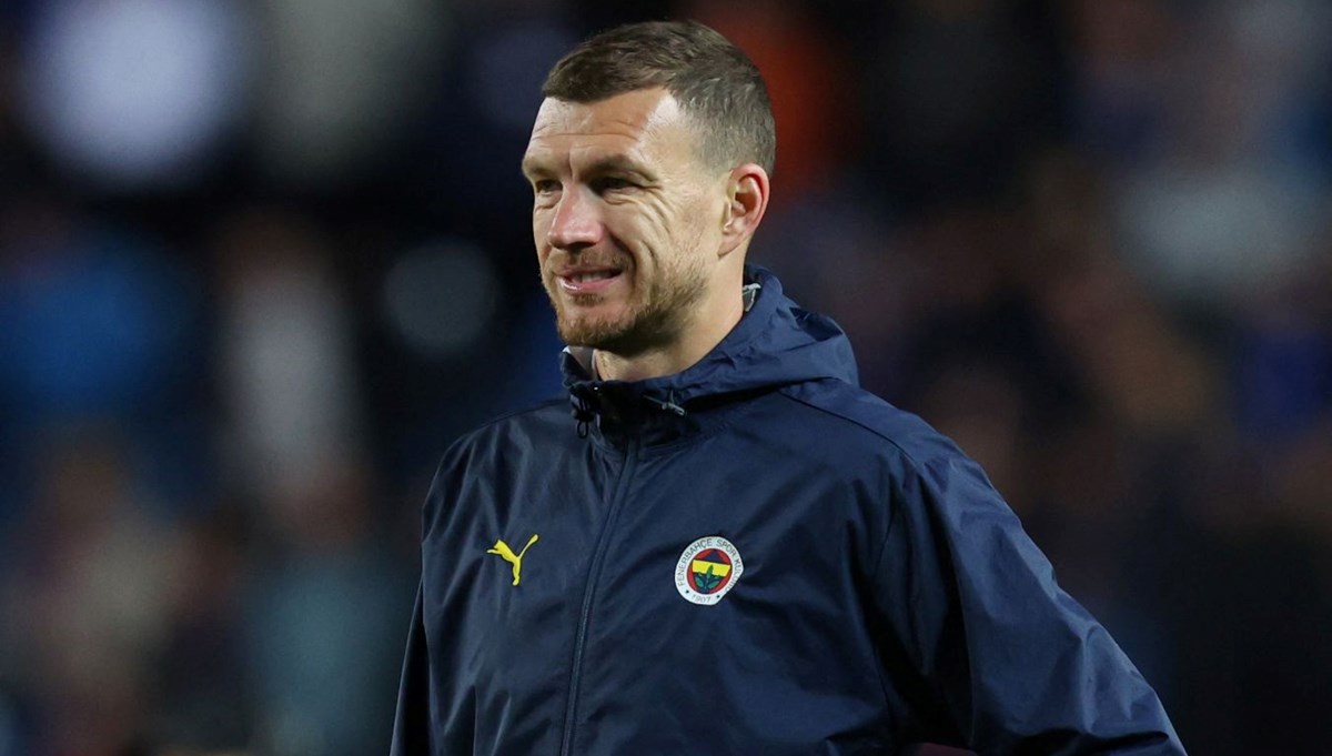 Dzeko, yeni takımına imzayı attı