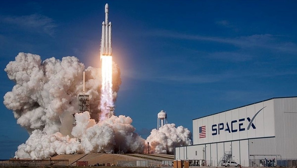 SpaceX 32 fırlatmayla rekor kırdı