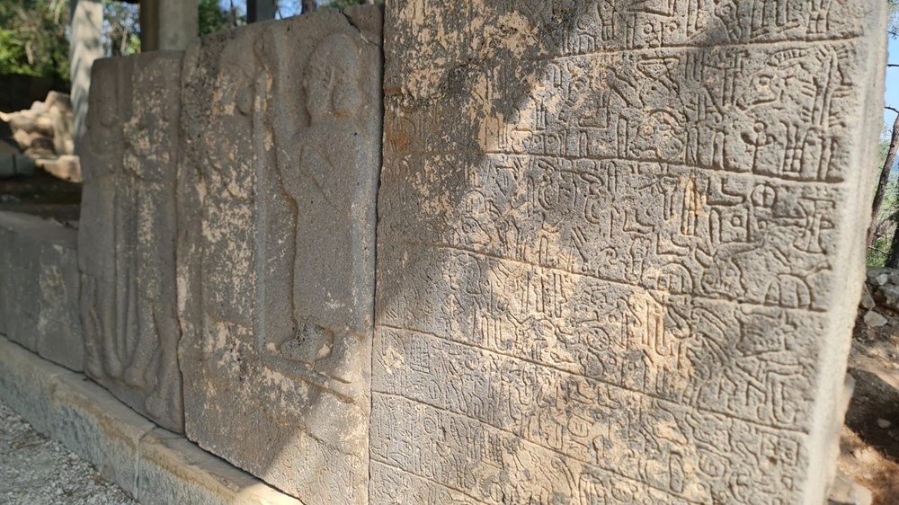 Karatepe Aslantaş Yazıtları, UNESCO Dünya Belleği Milletlerarası Kütüğü'ne kaydedildi 72