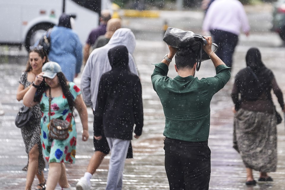 Bugün hava nasıl olacak? İstanbul'da 18.00'den sonrasına dikkat - 2
