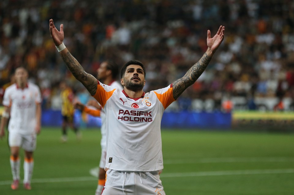 4 gol, 3 puan, 3'te 3: Galatasaray, Kayseri'de sürprize izin vermedi - 2