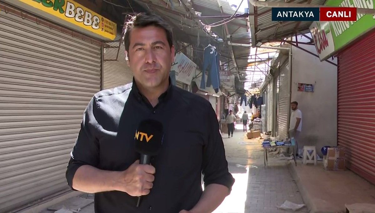 NTV ekibi Antakya'da: Az hasarlı dükkanlar kepenk açtı NTV ekibi Antakya'da: Az hasarlı dükkanlar kepenk açtı